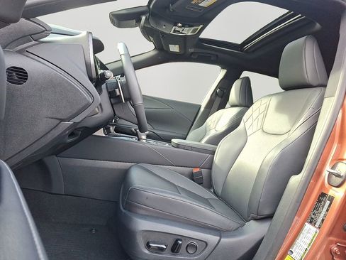 Used 2025 Lexus RX 350 Premium image 14