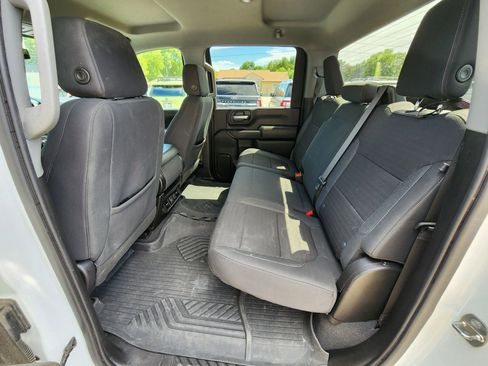 Used 2023 Chevrolet Silverado 2500 LT w/ Convenience Package AWD/4WD image 16