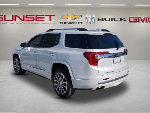 Certified 2023 GMC Acadia Denali w/ Denali Ultimate Package image 6