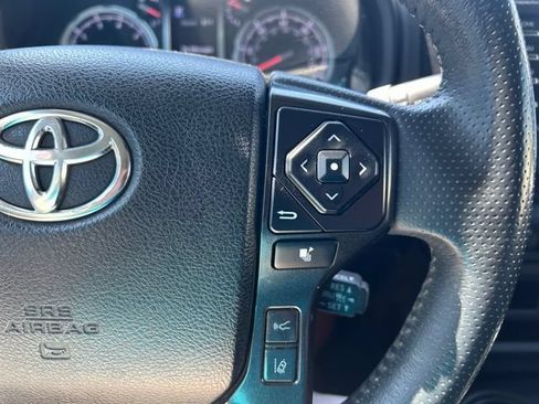 Used 2021 Toyota 4Runner Venture AWD/4WD image 25