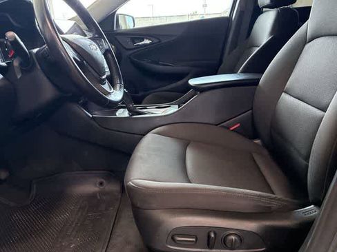 Used 2020 Chevrolet Malibu RS FWD image 18