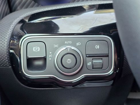 New 2025 Mercedes-Benz CLA 250 4MATIC image 31