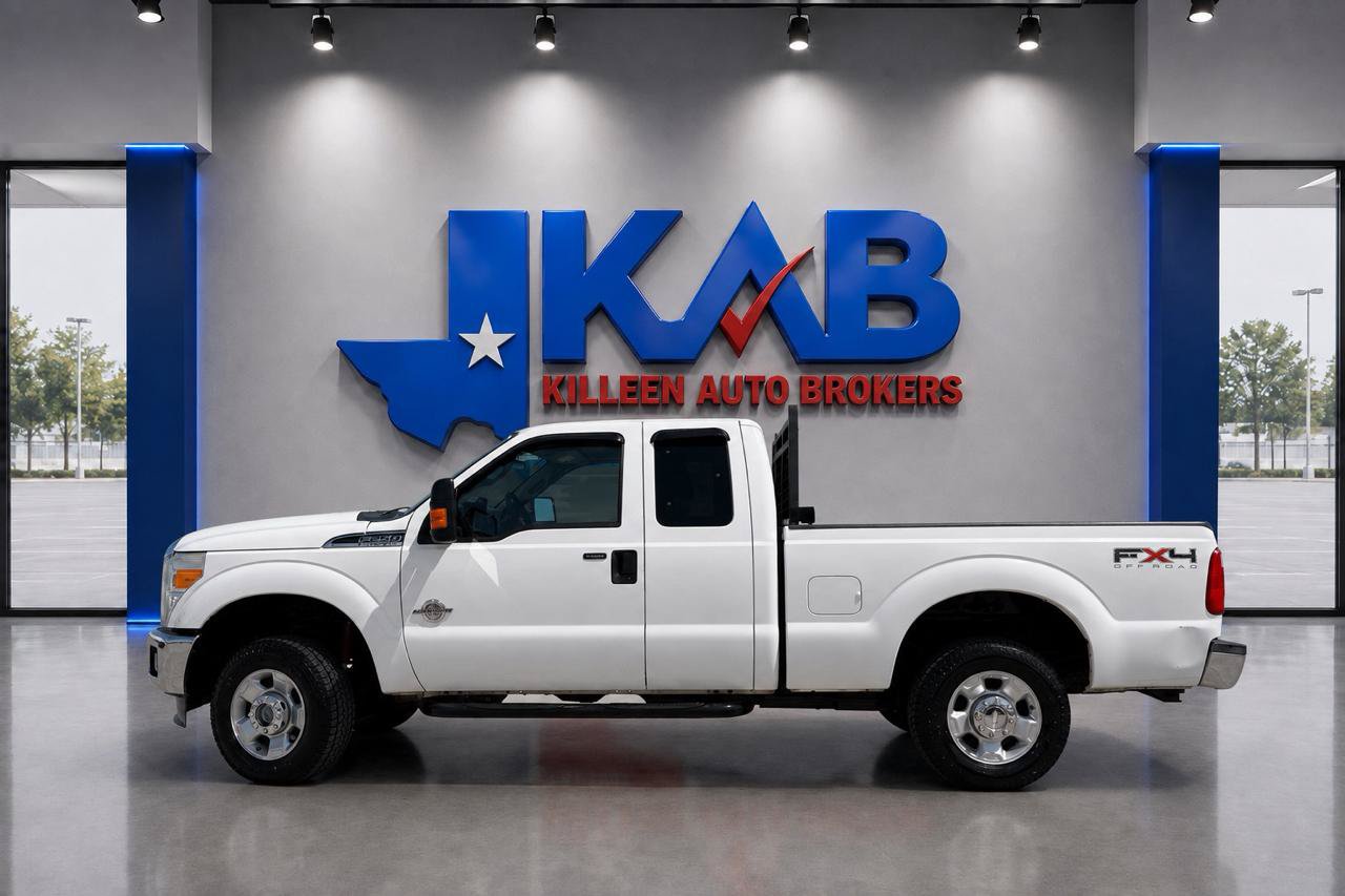 Used 2011 Ford F250 XLT w/ XLT Interior Pkg AWD/4WD image 6