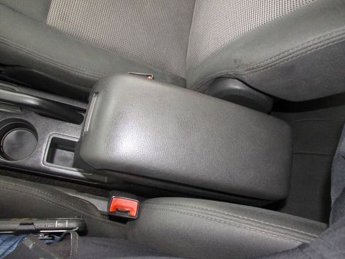 Used 2014 Jeep Patriot Latitude FWD image 56