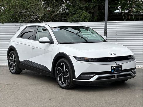 Used 2024 Hyundai Ioniq 5 SEL AWD/4WD image 8