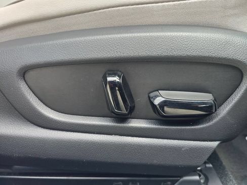 Used 2021 Lexus UX 200 w/ Accessory Package (Z1) FWD image 20