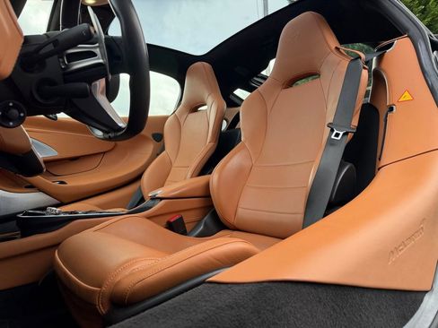 Used 2023 McLaren GT image 6