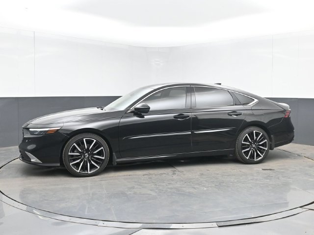 Used 2023 Honda Accord Touring image 6