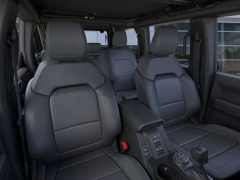 New 2025 Ford Bronco Outer Banks w/ Sasquatch Package image 10