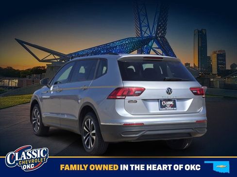 Used 2022 Volkswagen Tiguan S image 5