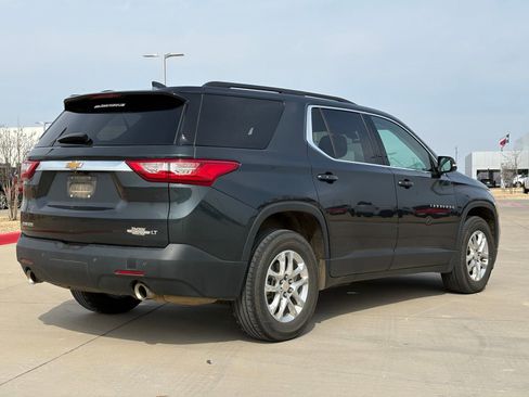 Used 2020 Chevrolet Traverse LT image 4