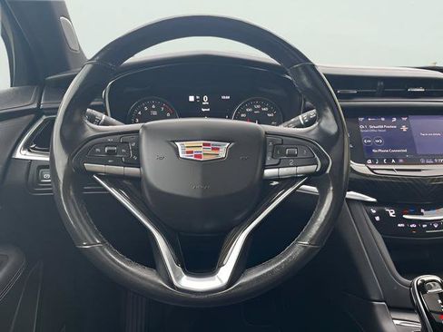 Used 2020 Cadillac XT6 Premium Luxury FWD image 19