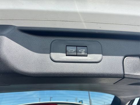 Used 2024 Toyota Grand Highlander AWD image 25