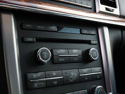 Used 2011 Lincoln MKZ FWD image 29