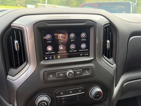 Used 2025 Chevrolet Silverado 1500 Custom Trail Boss AWD/4WD image 16