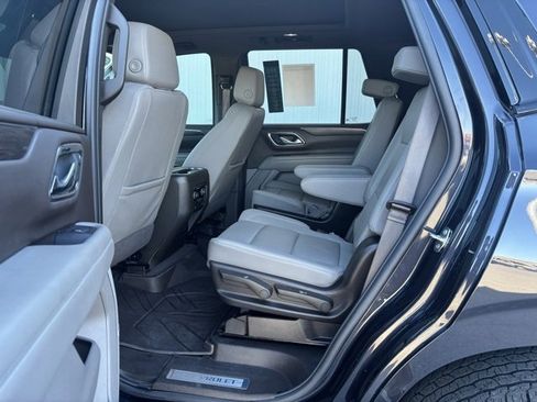 Certified 2024 Chevrolet Tahoe Z71 w/ Luxury Package image 11