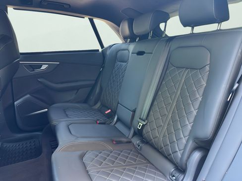 Used 2026 Audi SQ8 Prestige w/ Prestige Package AWD/4WD image 26