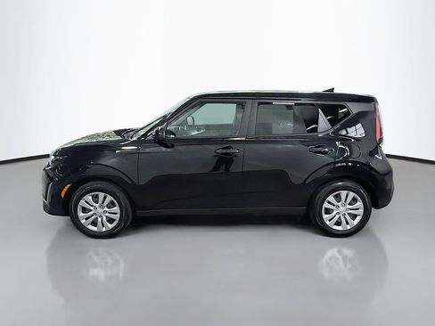 Used 2024 Kia Soul LX FWD image 6