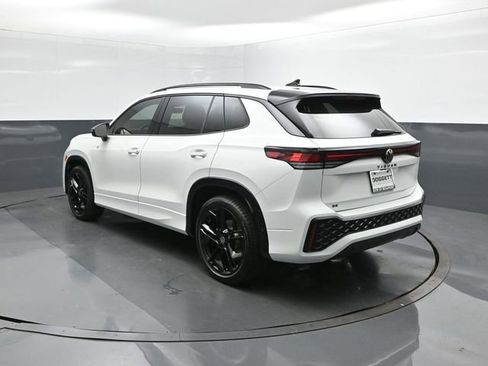 New 2026 Volkswagen Tiguan SE R-Line image 5