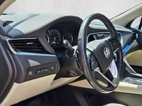 Used 2023 Buick Enclave Avenir w/ Avenir Technology Package FWD image 10