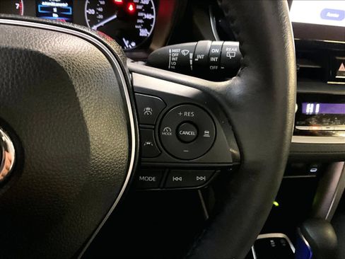 Used 2024 Toyota Corolla Cross LE image 24