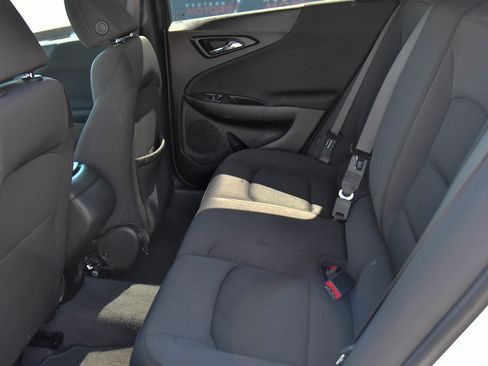 Used 2023 Chevrolet Malibu RS image 33