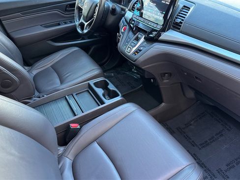 Certified 2019 Honda Odyssey Touring image 21