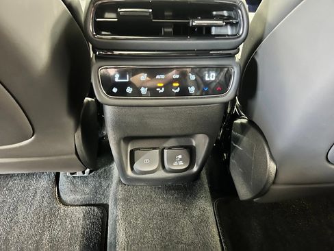Used 2026 Genesis GV80 3.5T Prestige AWD/4WD image 24