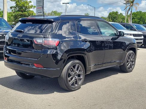 Used 2025 Jeep Compass Limited w/ High Altitude Package image 4