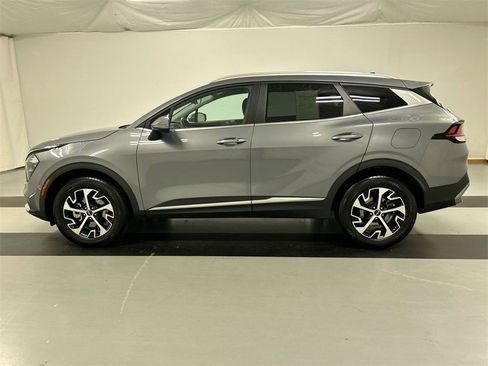 Certified 2023 Kia Sportage EX image 7
