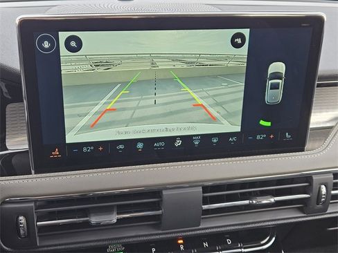 New 2026 Lincoln Corsair Premiere image 17