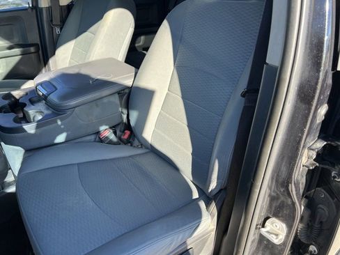 Used 2015 RAM 1500 Express image 20