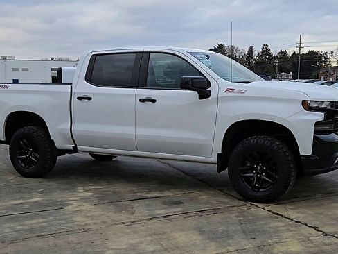 Certified 2022 Chevrolet Silverado 1500 LT Trail Boss image 6