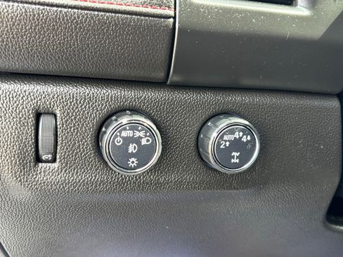Used 2019 GMC Canyon All Terrain w/ All Terrain X Package AWD/4WD image 11