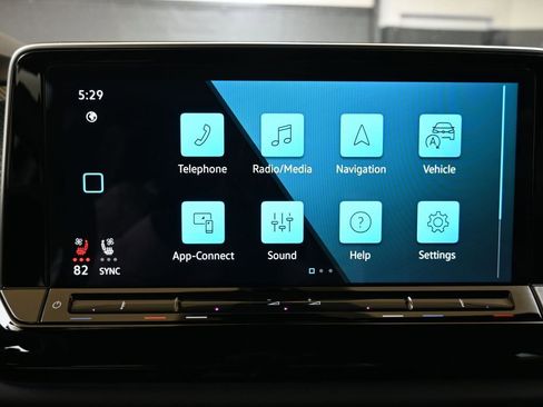 New 2026 Volkswagen Atlas Cross Sport SEL Premium R-Line image 32