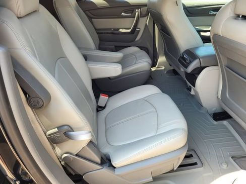 Used 2015 GMC Acadia SLT FWD image 14