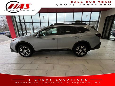 Used 2020 Subaru Outback Limited XT image 3