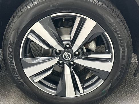 Certified 2021 Nissan Rogue SL w/ Premium Package AWD/4WD image 18