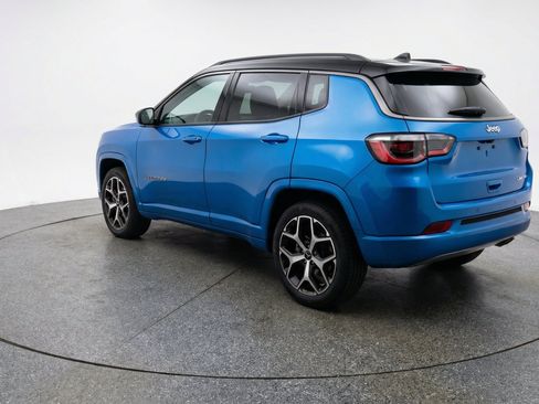 Used 2025 Jeep Compass Limited AWD/4WD image 6