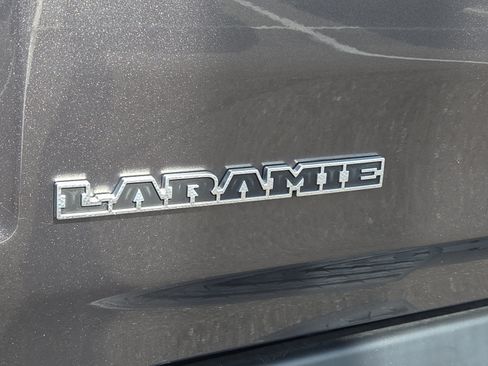 Used 2023 RAM 1500 Laramie AWD/4WD image 6