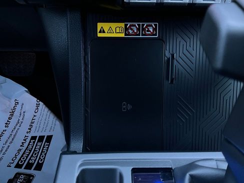 New 2025 Toyota 4Runner 4WD image 30