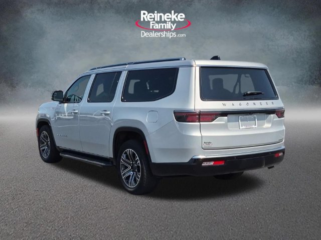 Used 2024 Jeep Wagoneer L Series II w/ Flexible Seating Group AWD/4WD image 8