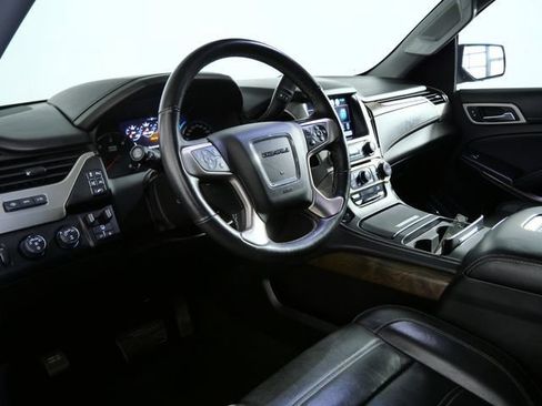 Used 2018 GMC Yukon Denali w/ Denali Ultimate Package AWD/4WD image 13