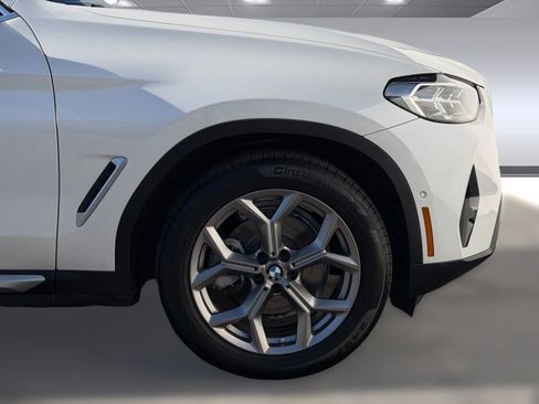 Used 2023 BMW X3 sDrive30i w/ Premium Package image 10