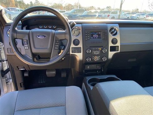 Used 2013 Ford F150 XLT w/ Luxury Equipment Group image 8