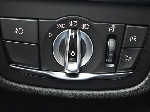 Used 2019 BMW X3 xDrive30i w/ Driving Assistance Package image 32