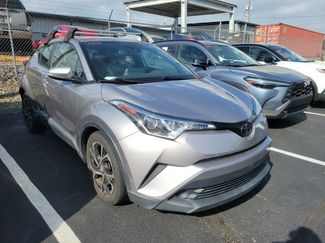 Used 2019 Toyota C-HR XLE video 1
