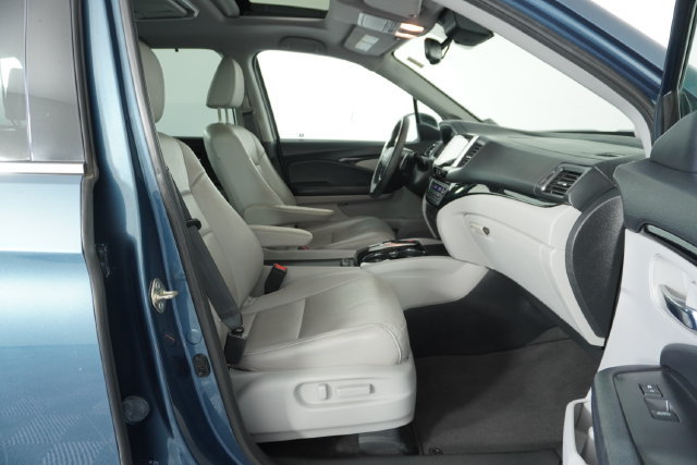 Used 2017 Honda Pilot Touring image 41
