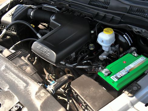 Used 2023 RAM 1500 Classic Warlock AWD/4WD image 46