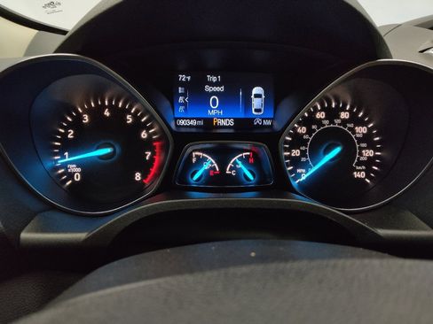 Used 2018 Ford Escape SE FWD image 23